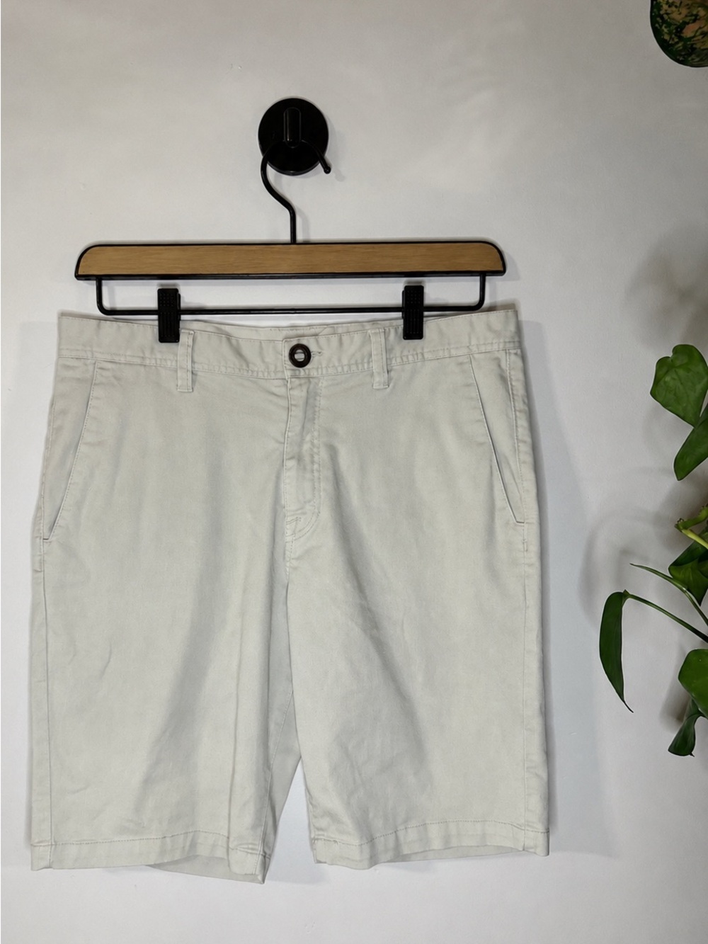 Volcom True To This Chino Shorts Men’s 34 Waist Khaki Tan Size Large